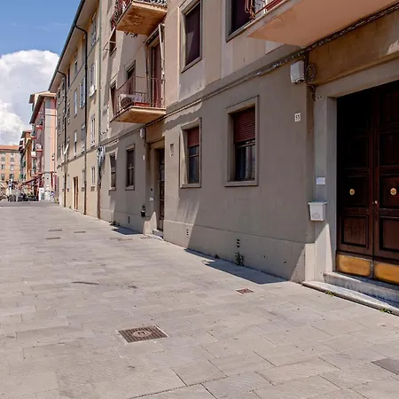 Apartment La Casa Al Porto